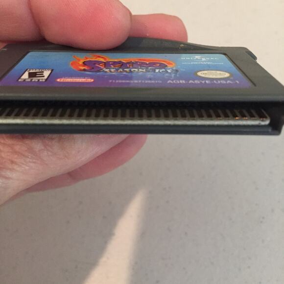 Nintendo Gameboy  Spyro season ice - Picture 3 of 3